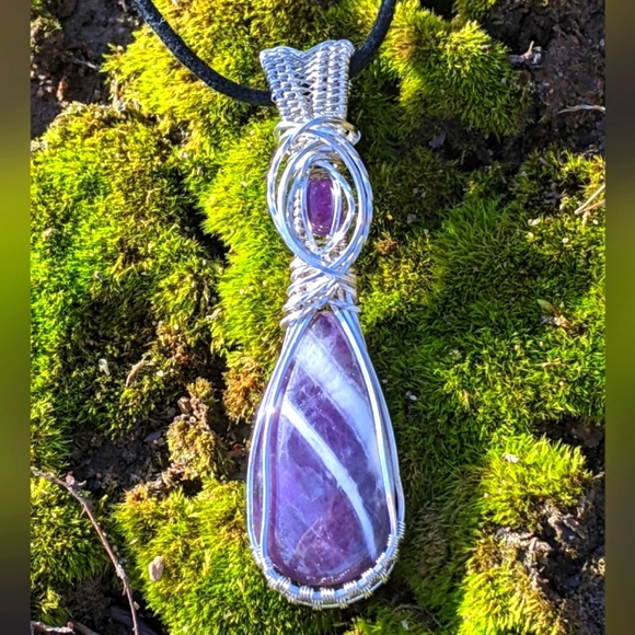Artisan Sterling Silver Amethyst Gemstone Pendant Necklace - Picture 6 of 16
